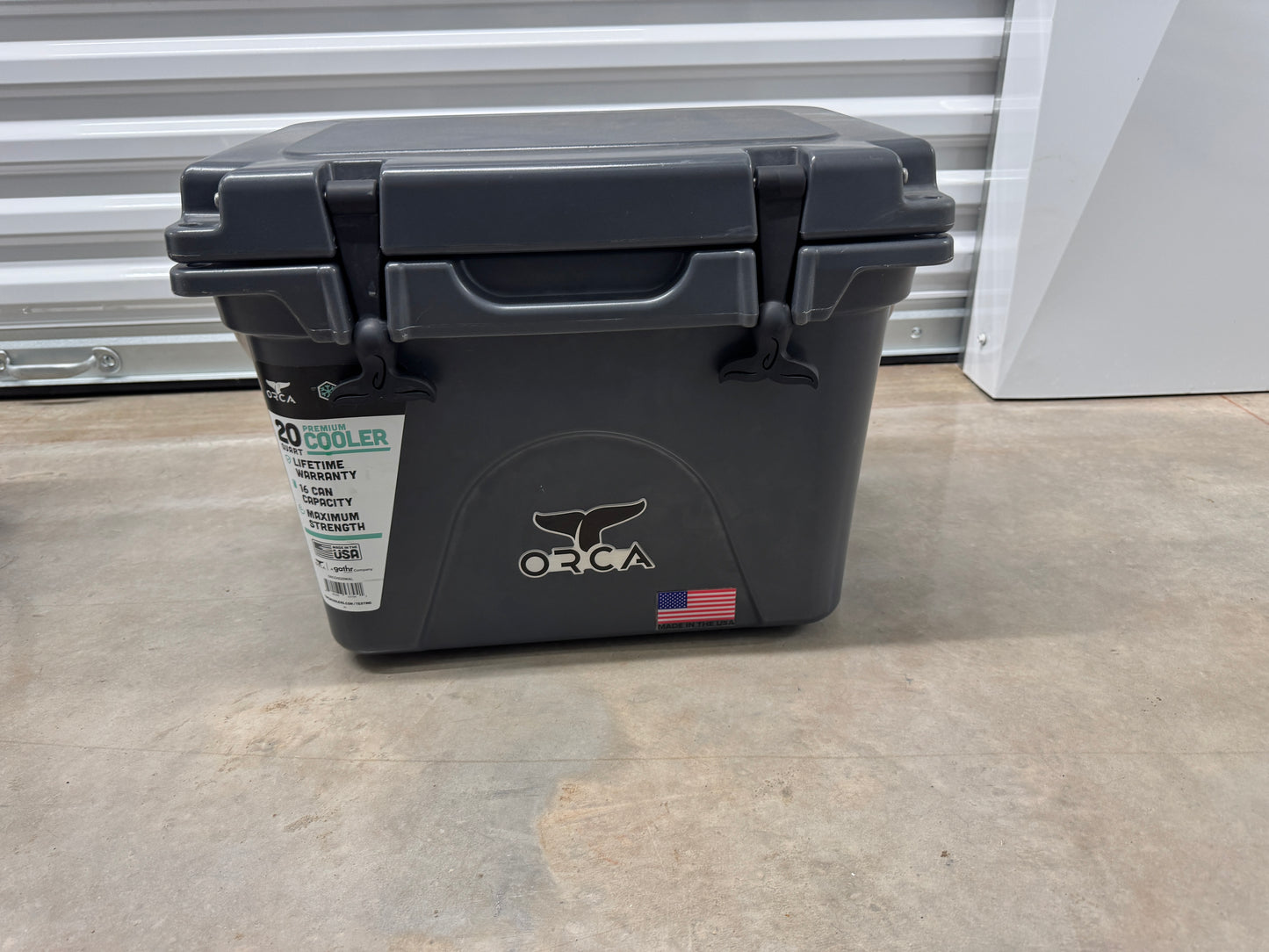 ORCA Charcoal 20 Quart Cooler